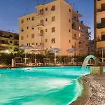 Leone Hotel 3*