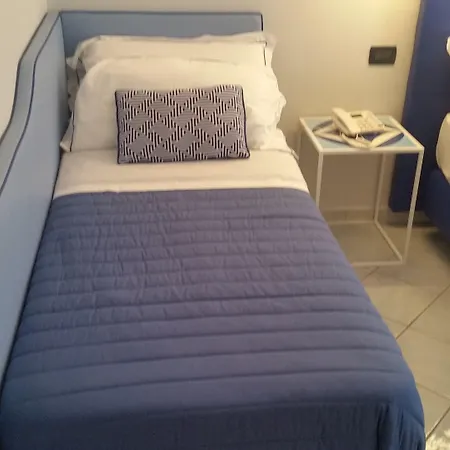 Leone Hotel