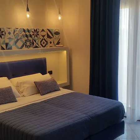 Leone Hotel 3*