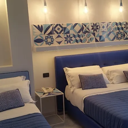 Leone Hotel