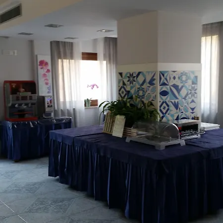 Leone 3* سورينتو