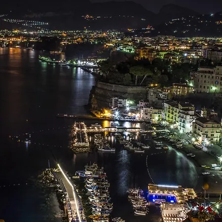Leone 3* Sorrento