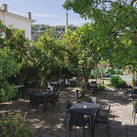 Leone 3* Sorrento