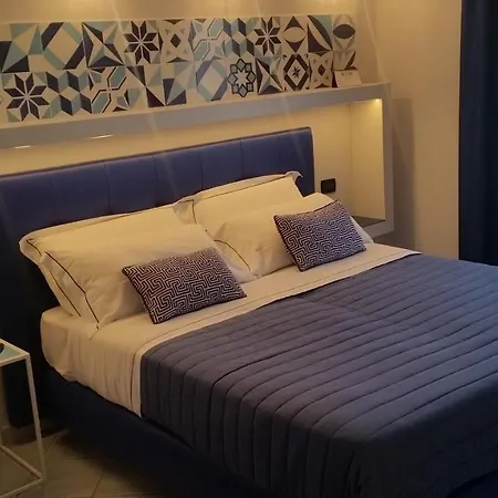 Leone Hotel