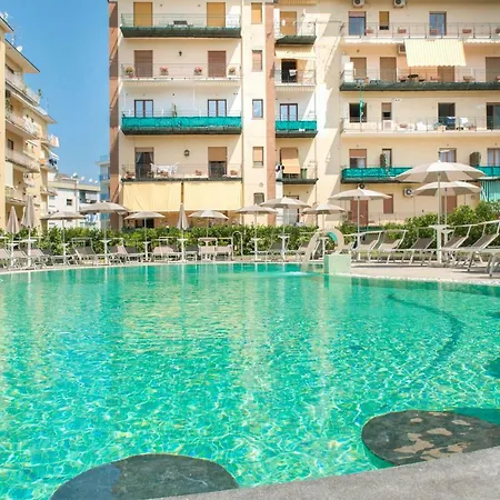 Hotel Leone 3*