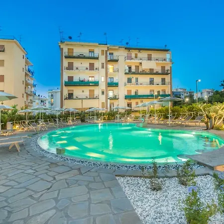 Leone Hotel 3*