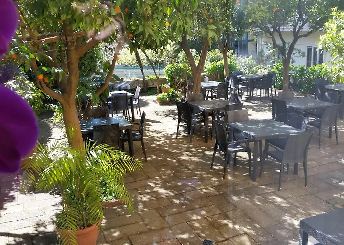 Leone Ξενοδοχείο 3*